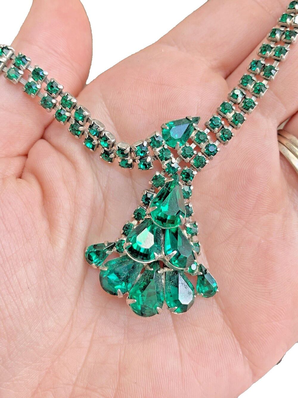 Vintage Green Rhinestone Necklace Teardrop Dangle Cluster Silver Tone Statement